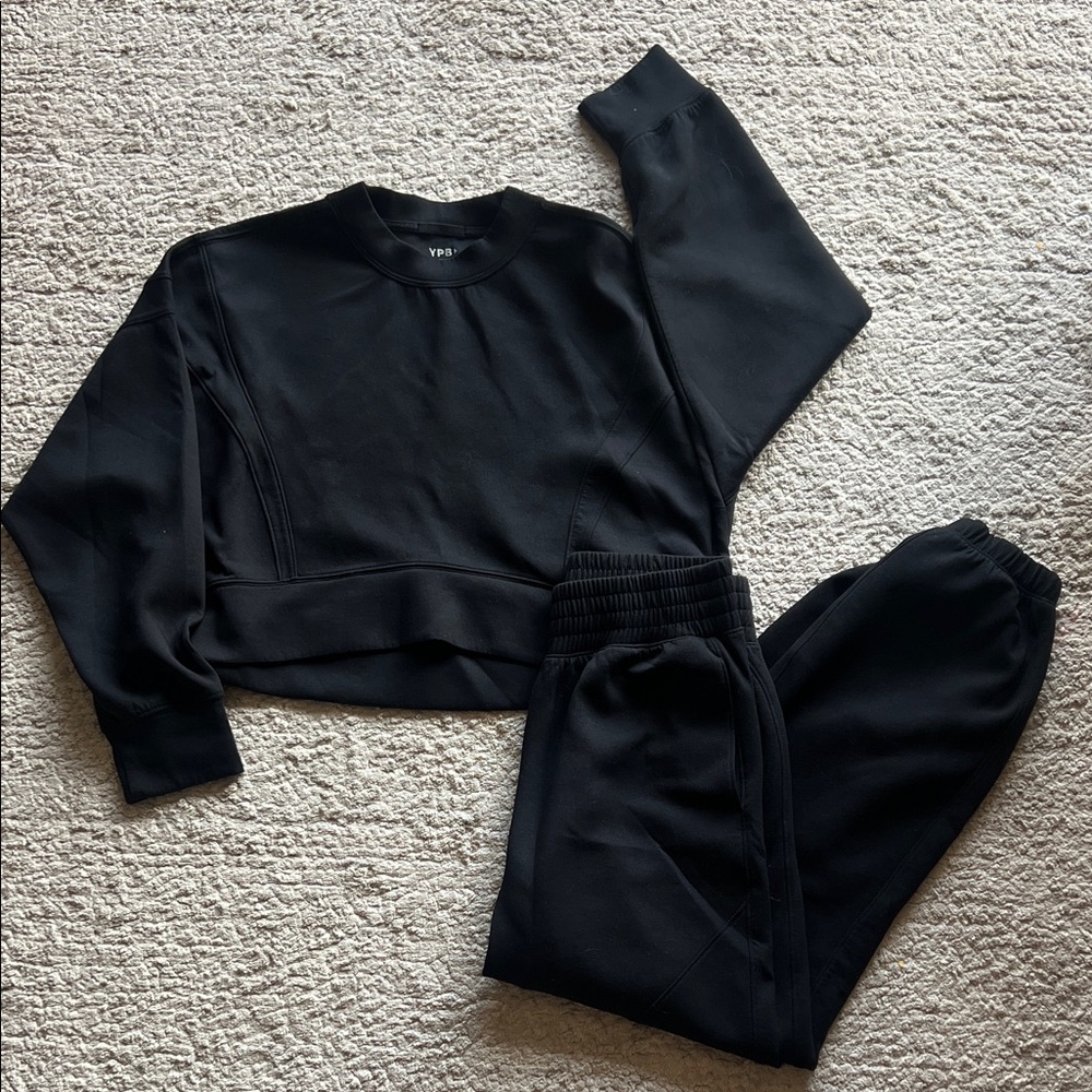 Abercrombie YPB Black Sweatshirt and Joggers Set